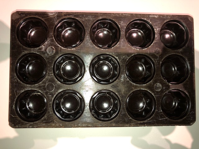 Moule a chocolat bakelite 15 pralines (22)
