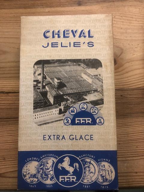 Volle verpakking Cheval Jelie's naaigaren