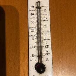 Antieke kleine geëmailleerde  thermometer
